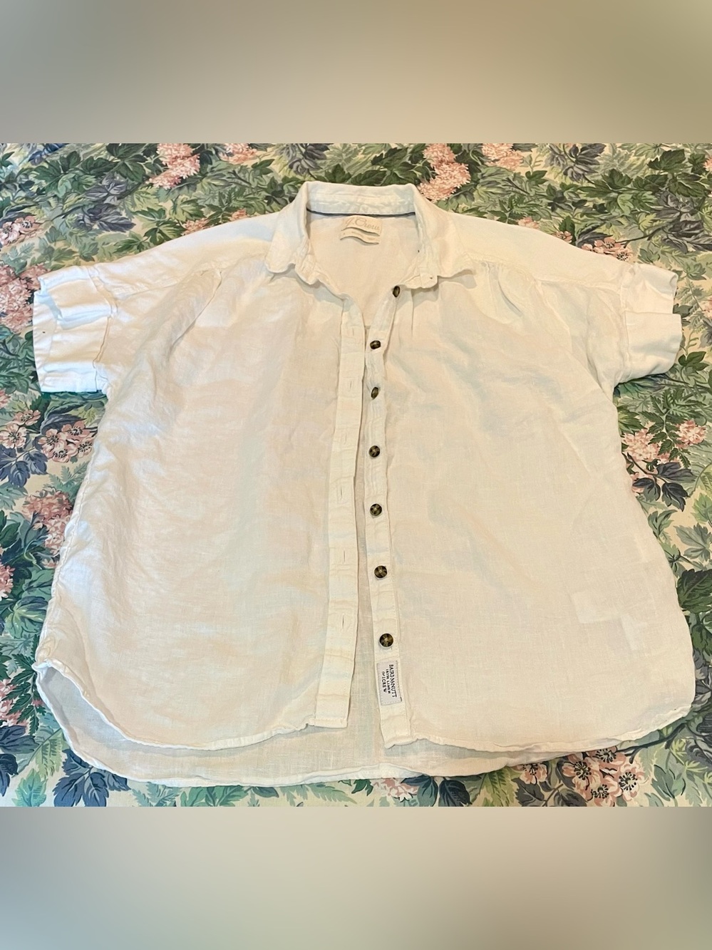 Lightweight White Linen Button-Up Women’s Shirt Sz L